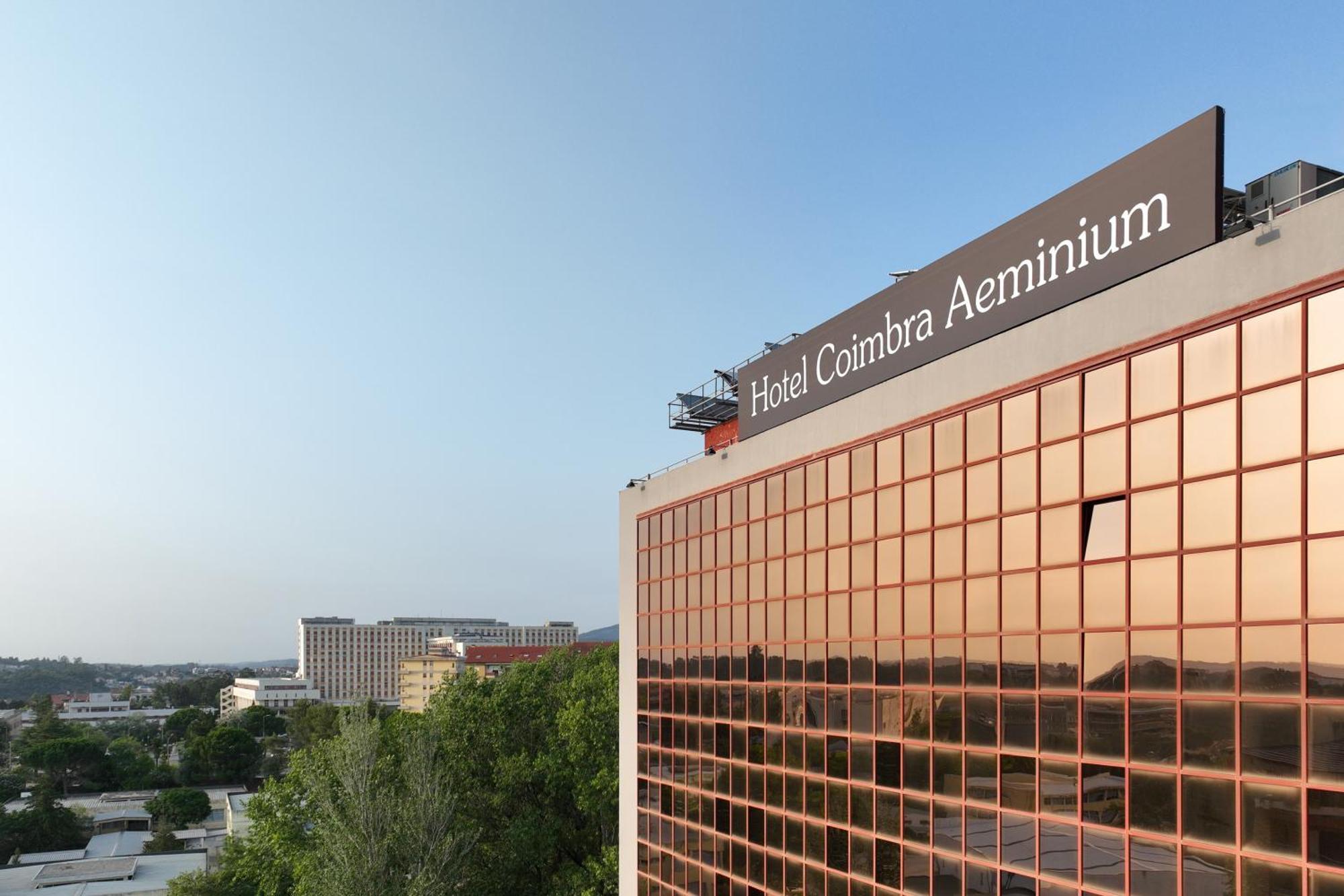 Hotel Coimbra Aeminium, Affiliated By Melia Bagian luar foto